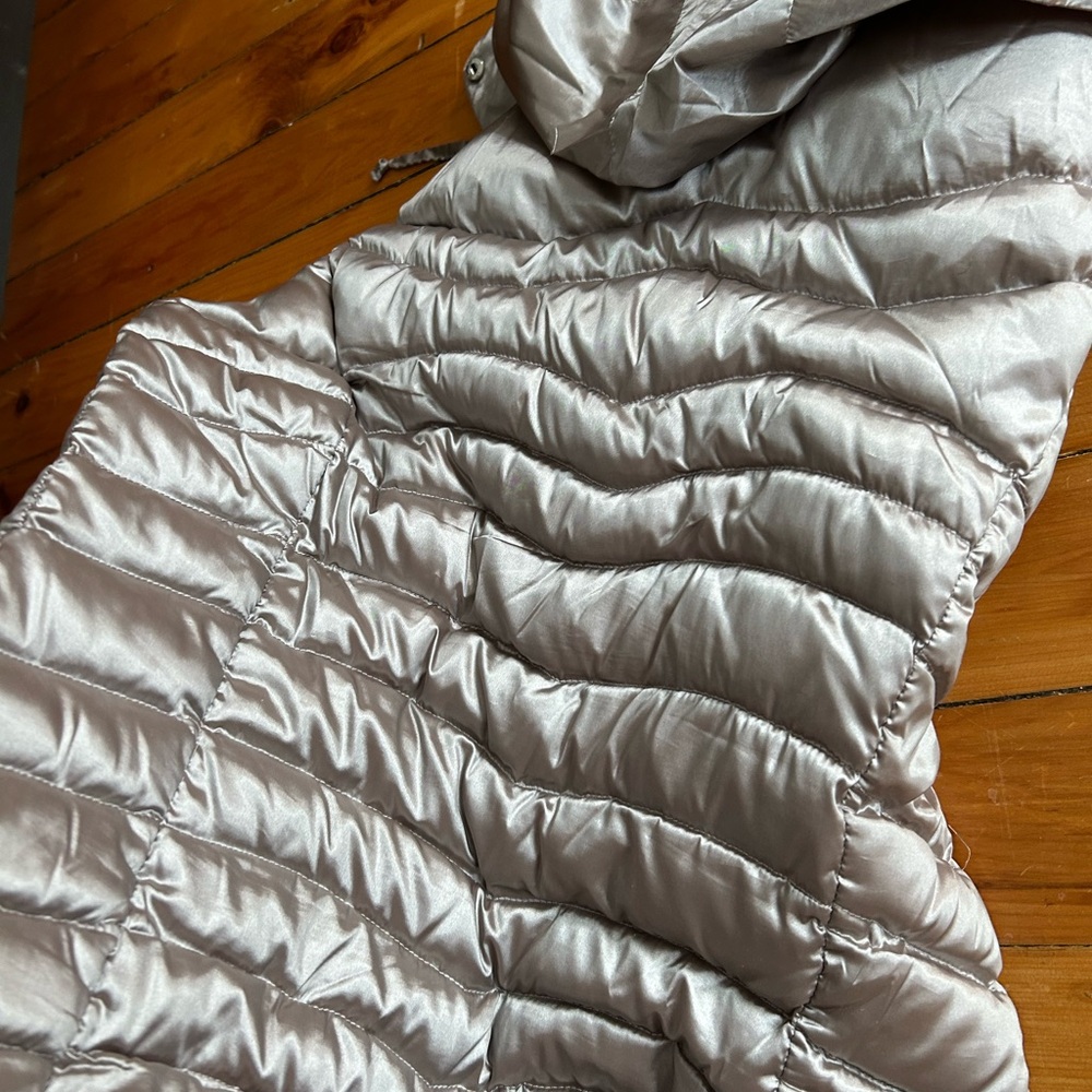 Bernardo puffer packable silver jacket medium - image 4